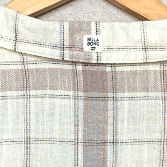 Billabong Venture Out Plaid Shirt Women’s Size M Cream/Tan EUC - Picture 8 of 11